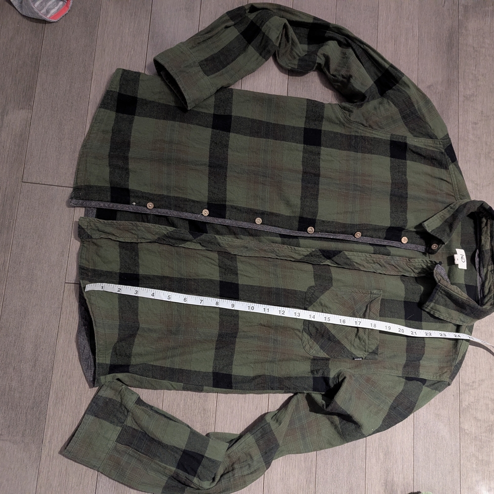 Green and Black Plaid Button-Up Shirt Tentree M Men